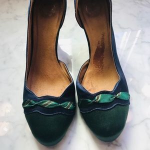 Lucky Penny navy/green heels sized 10.5
